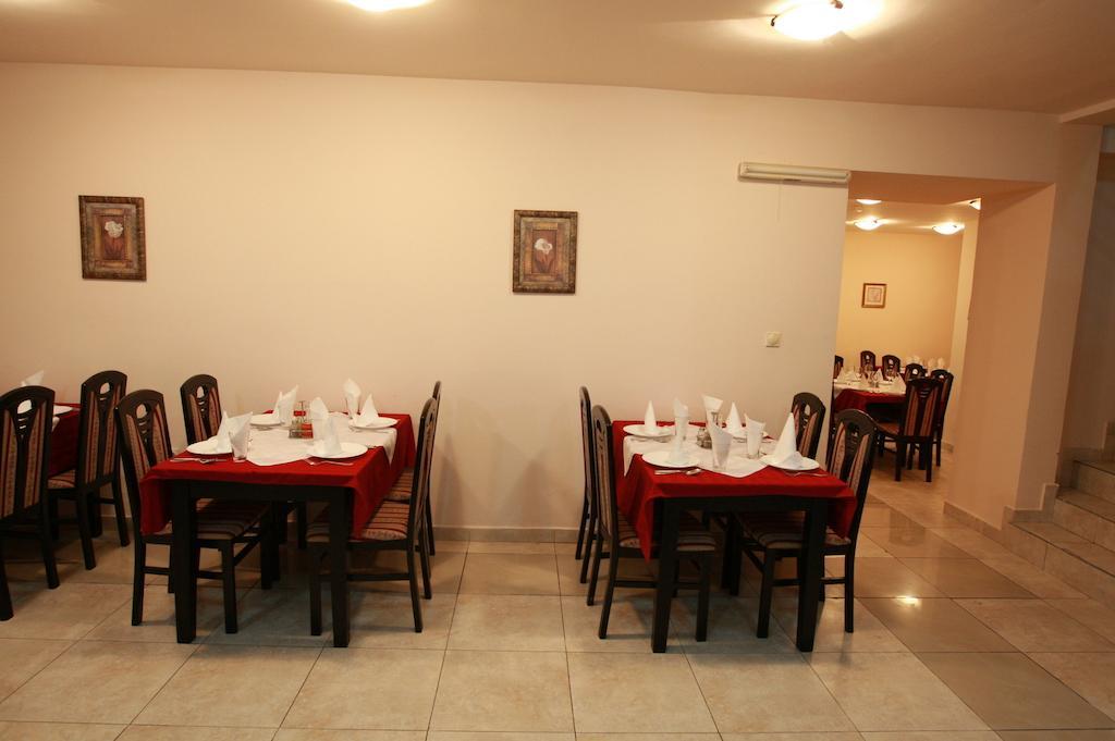 Hotel Vila Prestige Budva Exterior photo